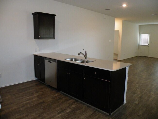 Foto del edificio - 364 Moon Stone Trail