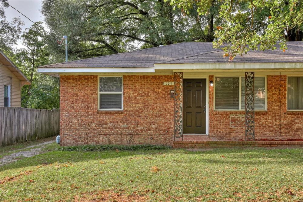 Primary Photo - 2012 Wrightsboro Road - 1