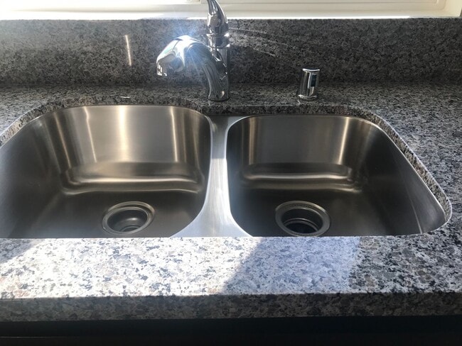 Foto del edificio - Move in Ready