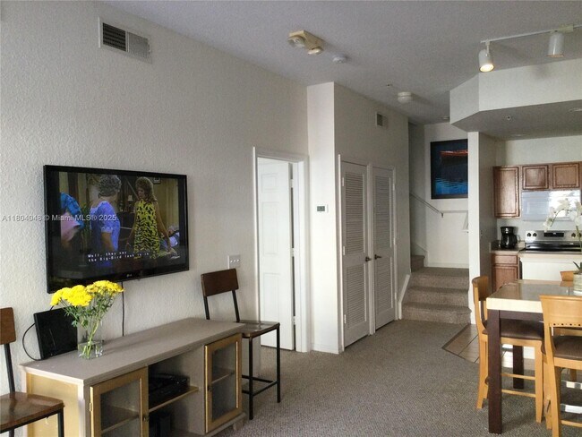 Foto del edificio - 4601 Yellowgold Rd W