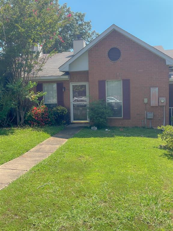 Building Photo - 8325 Grand Oaks Ct