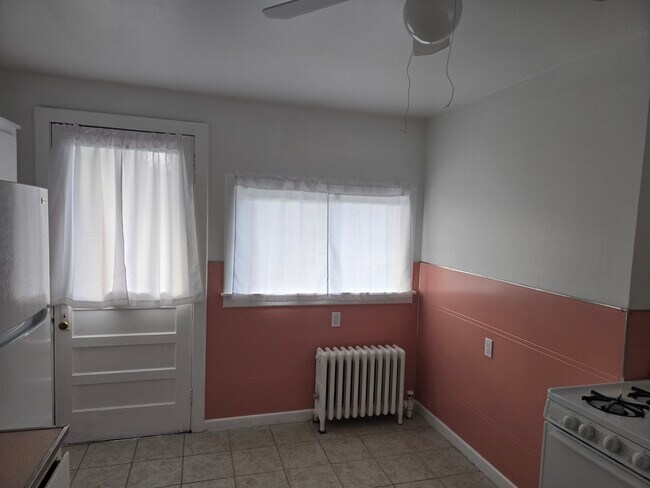 Foto del edificio - 233 Arthur Ave