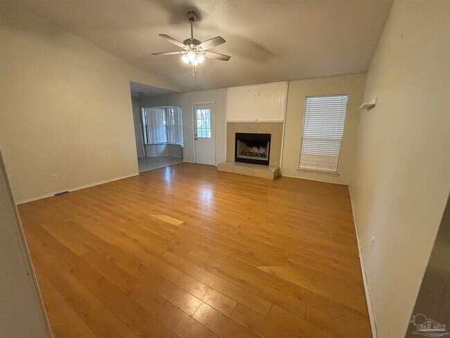 Foto del edificio - 7462 Northpointe Blvd