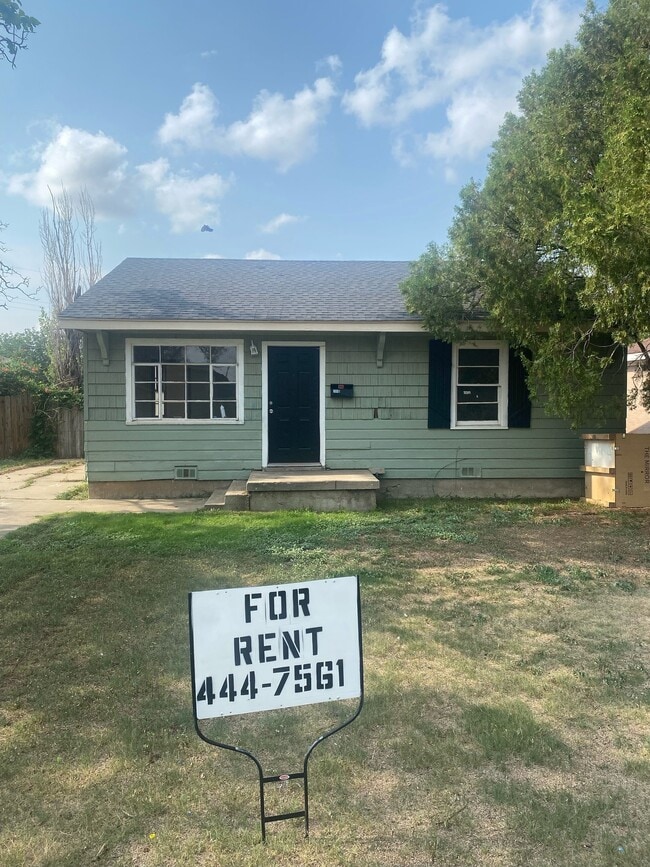 Building Photo - 4216 Garland Ave