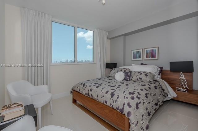 Foto del edificio - 1861 NW S River Dr