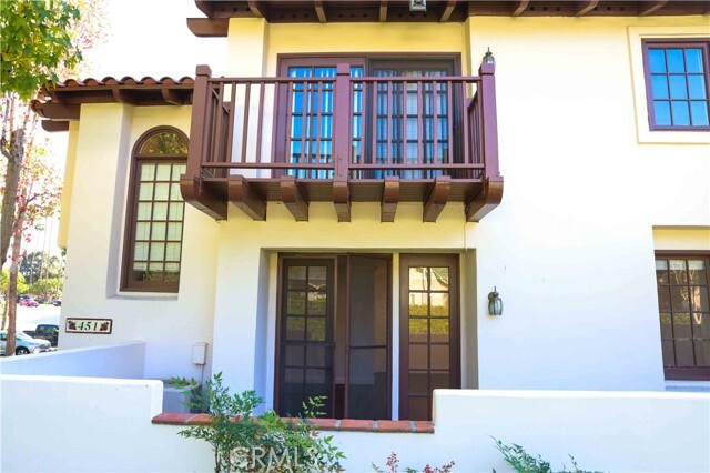 Foto del edificio - 451 E Bougainvillea Ln