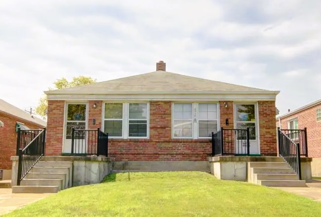 Building Photo - 4938 Fyler Ave