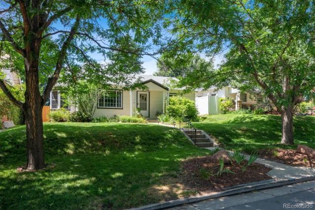 Primary Photo - 3 bedroom in Denver CO 80210
