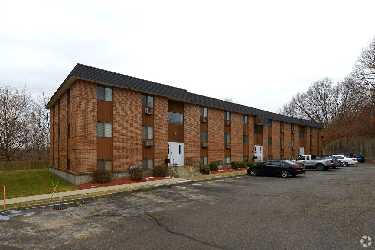 Riverview Condominiums Apartments Lincoln, RI
