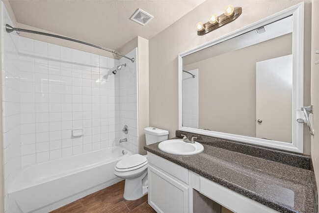 Building Photo - 17347 Wigeon Way Dr