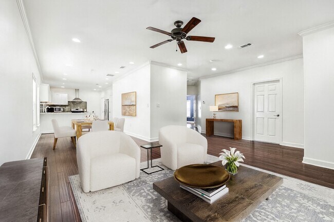 Building Photo - 2108 Freeman St