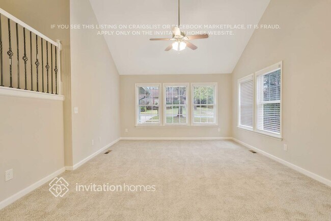 Foto del edificio - 2621 Windridge Dr