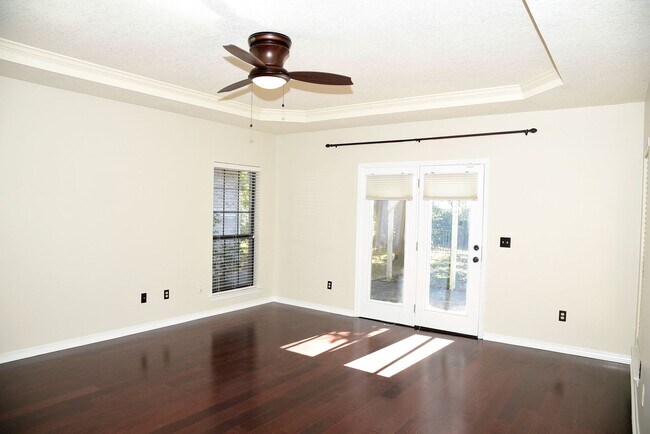 Foto del edificio - 116 Baywind Dr