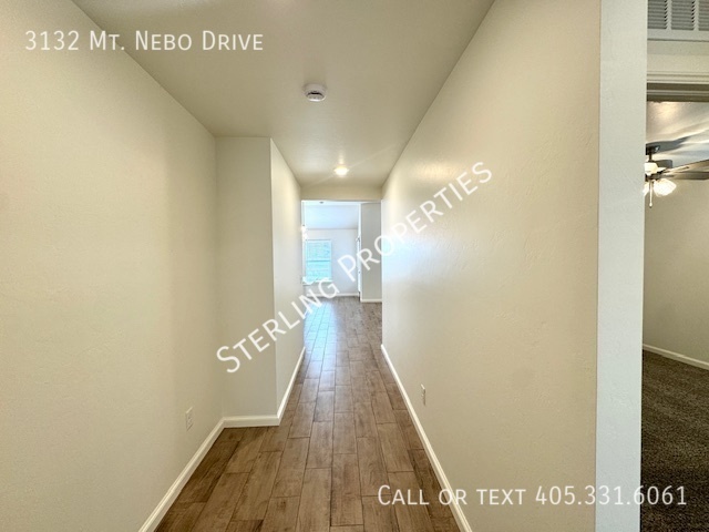 Foto del edificio - 3132 Mt Nebo Dr