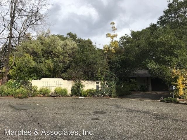 Building Photo - 3 br, 2.5 bath House - 13754 Howen Drive