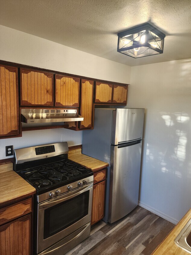 Foto principal - 800 Chelwood Park Blvd NE
