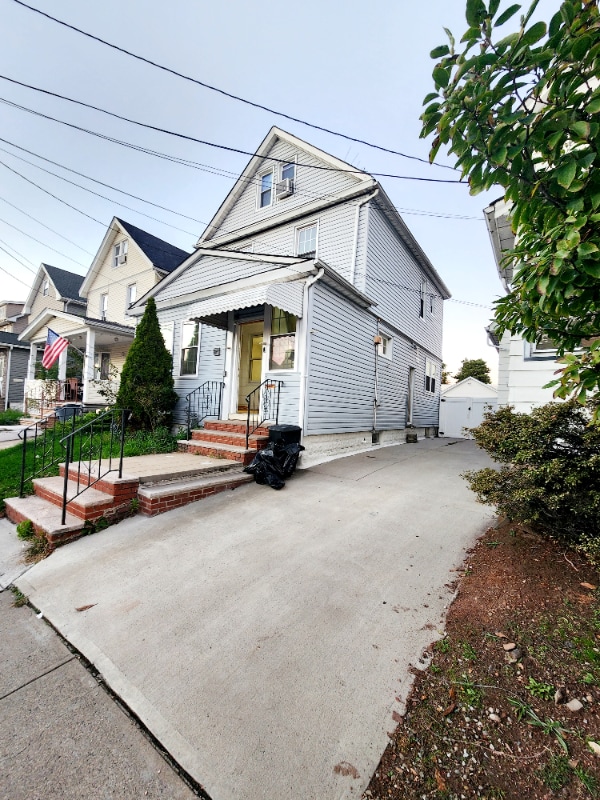 Building Photo - 1007 North Ave