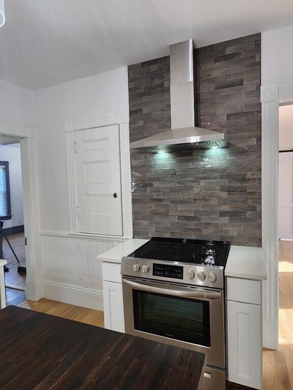 Foto del edificio - 105 E Main St