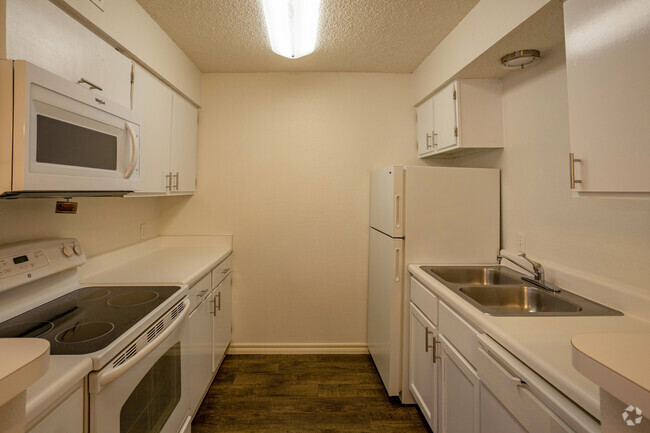 1BR, 1BA - 625SF - Meadow Ridge Apartments