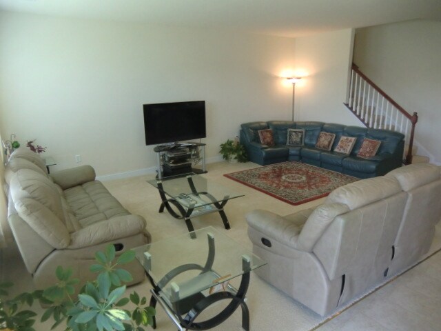 Foto del edificio - 2128 Red Fox Dr