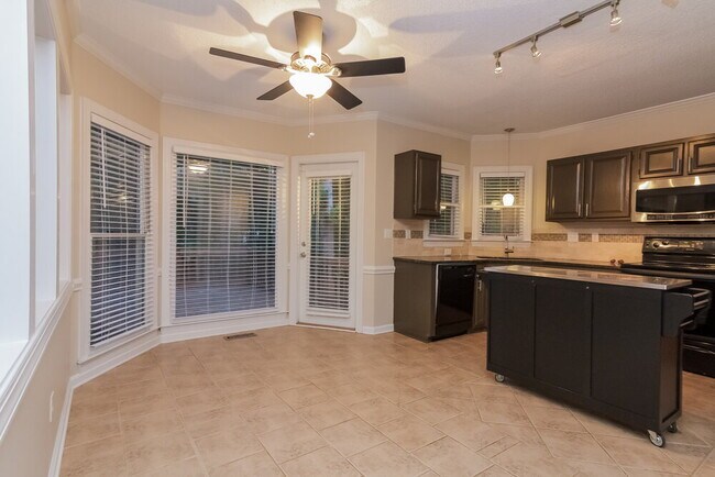 Foto del edificio - 13120 Angel Oak Dr