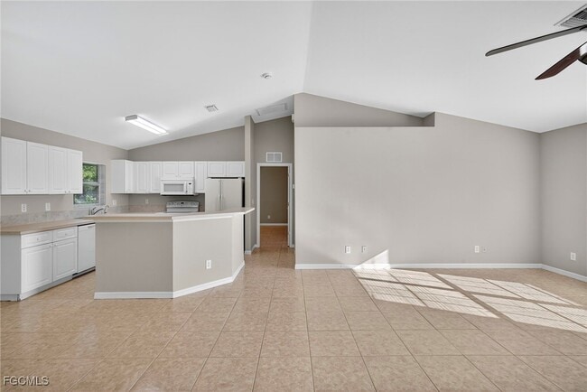 Foto del edificio - 408 NW 17th Ave