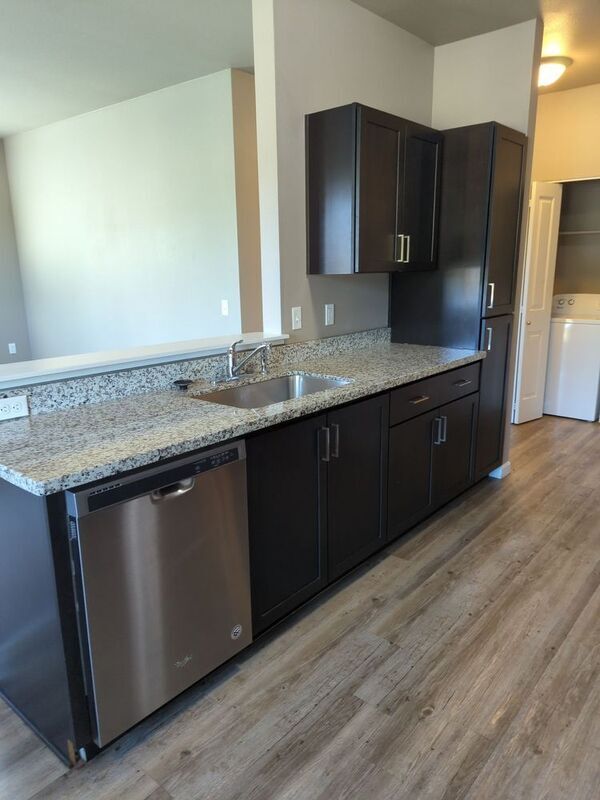 Foto del edificio - 4245 Hawthorne Ave NE