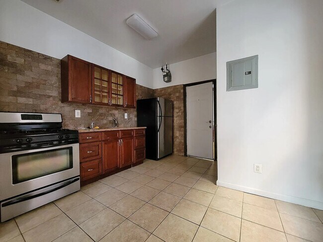 Foto del edificio - 7405 5th Ave