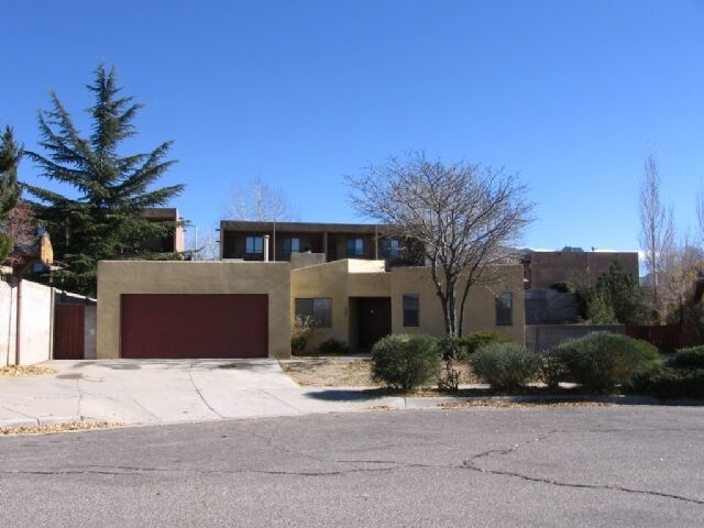 Primary Photo - 9405 Tasco Dr NE