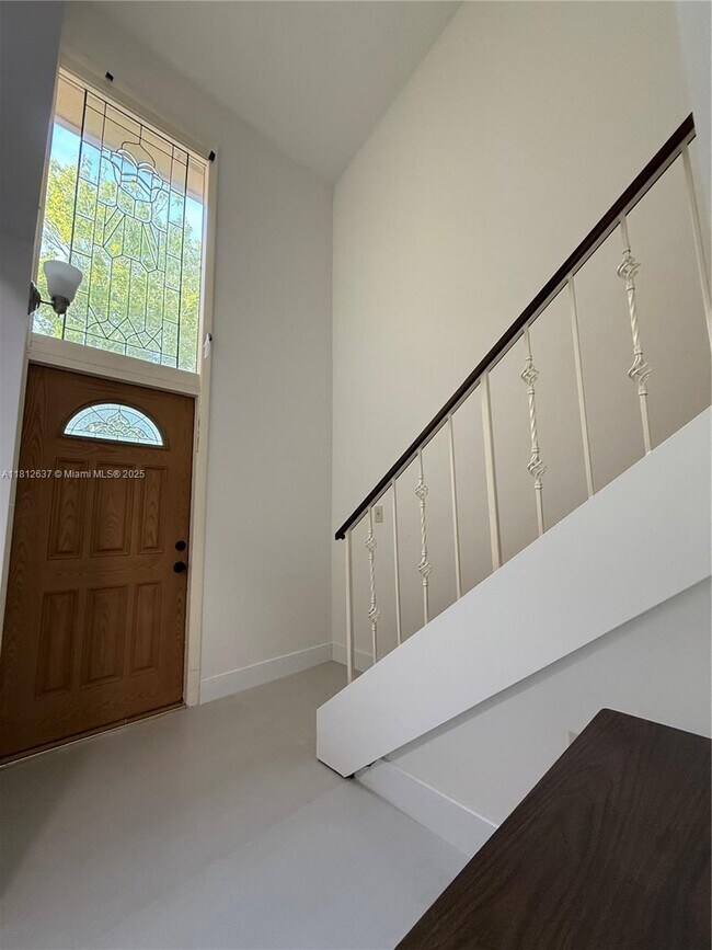 Foto del edificio - 14293 Kendale Lakes Cir