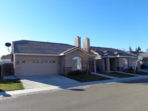 Building Photo - 1850 Waltrip Ct