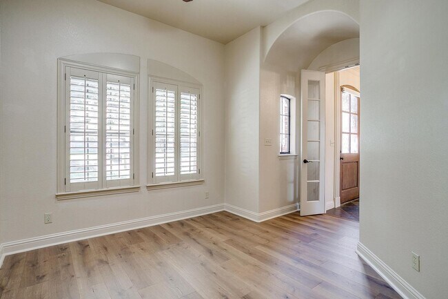 Foto del edificio - Beautiful 3 Bed, 2.5 Bath Located in HIghly Desired Willow Park Village- Aledo ISD-  76008