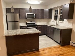 Building Photo - 100 Main St Building Photo - 100 Main St