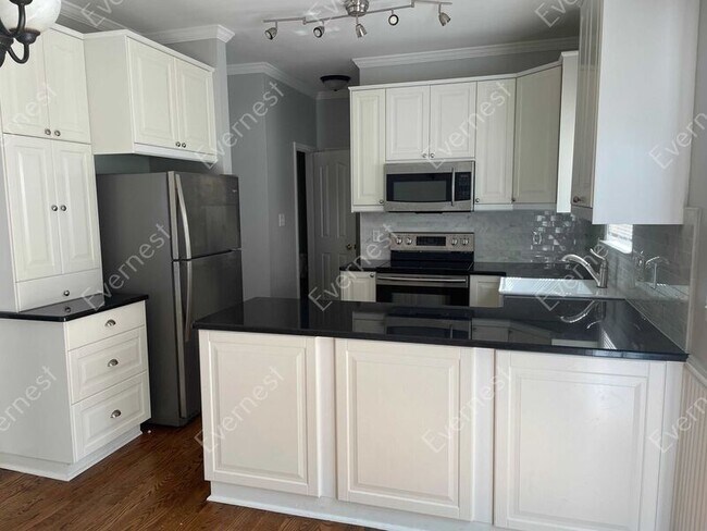 Foto del edificio - 11727 Hawick Valley Ln