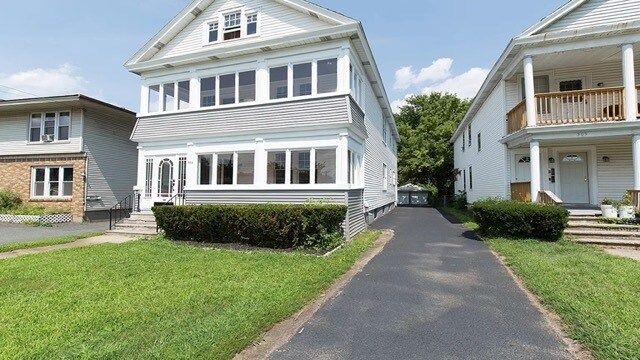 Building Photo - 511 New Scotland Ave