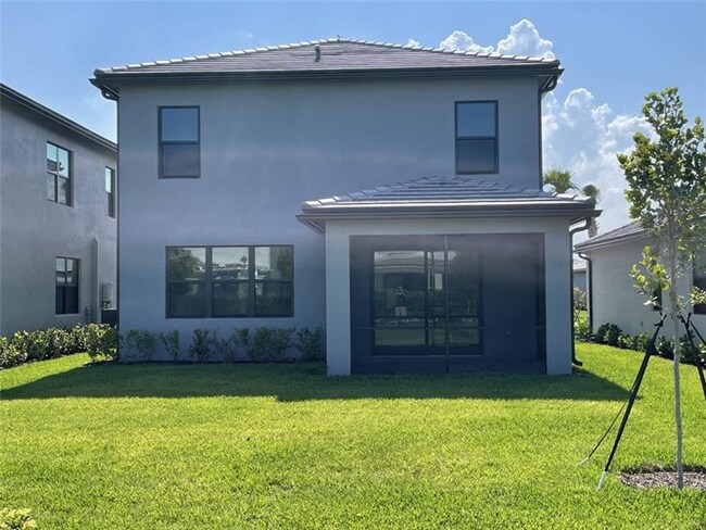 Building Photo - 4522 Pinehurst Trl W
