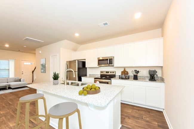 Building Photo - 607 Green Wigeon Rd