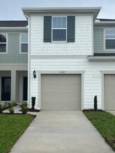 Building Photo - 3087 Emerald Acrs Ln