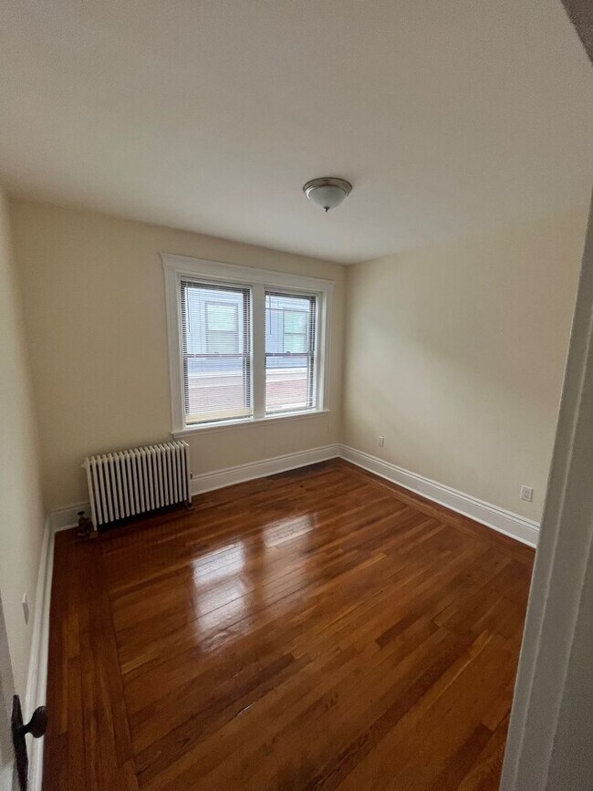 Foto del edificio - Beautiful 1 Bedroom Available Now (Fenway)