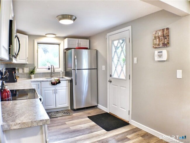 Building Photo - 70 Whitney Rd