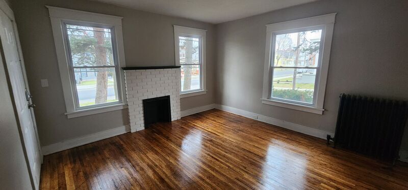 Primary Photo - 46 Genesee St