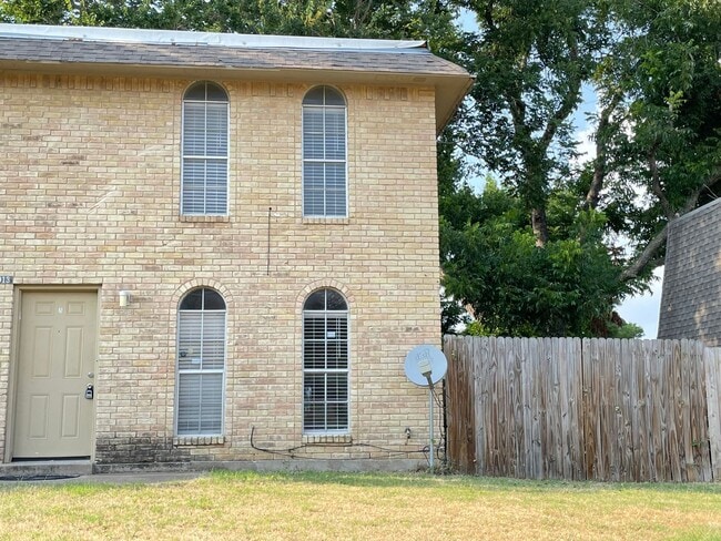 Photo - Affordable 2/1 Townhome