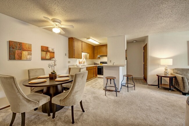 Interior Photo - Canyon Ranch Apartments