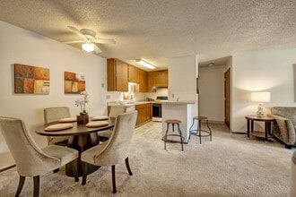 Interior Photo - Canyon Ranch Apartments