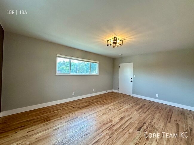 Building Photo - 2320 W 47th Ave