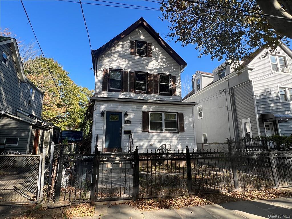 Primary Photo - 441 S 8th Ave