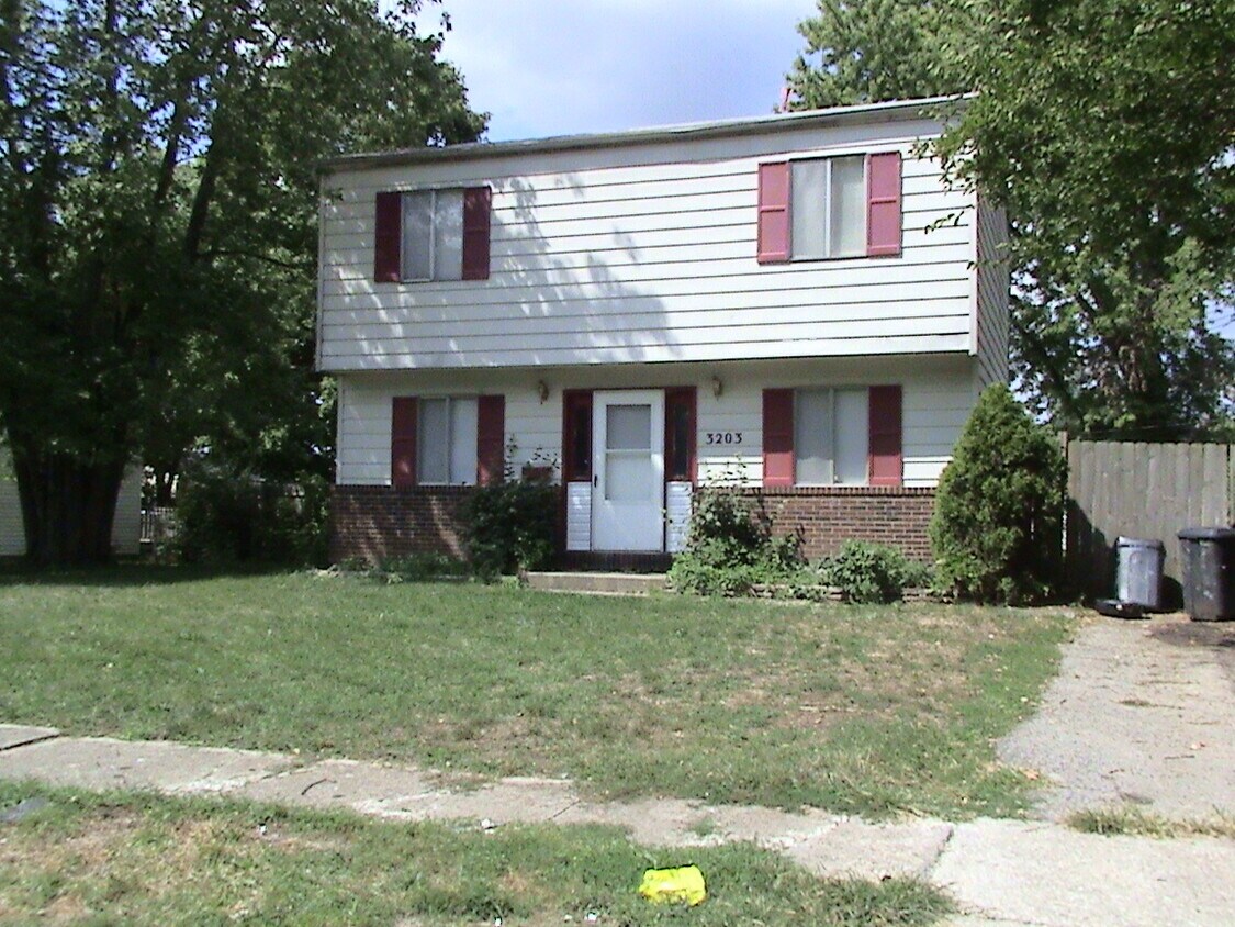 3203 Sundale Rd, Columbus, OH 43232 House for Rent in Columbus, OH
