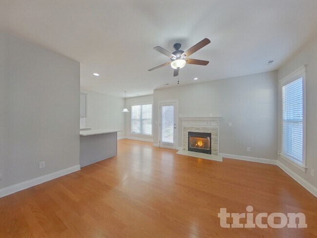 Foto del edificio - 13825 Connell Green Dr