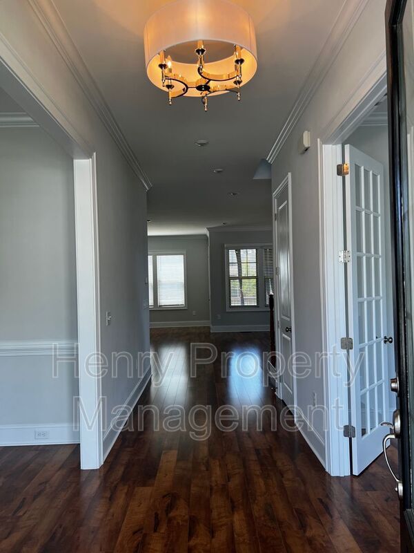 Building Photo - 426 Tintern Ln