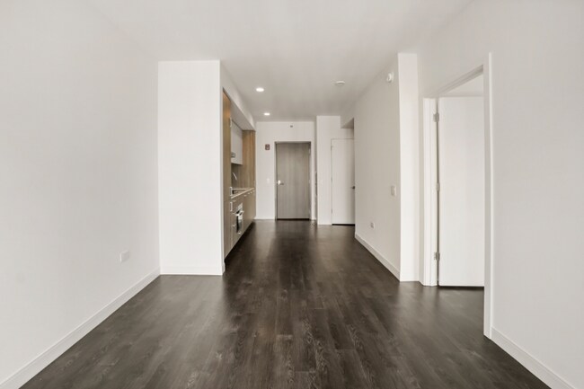 Foto del edificio - 481 E Waterside Dr